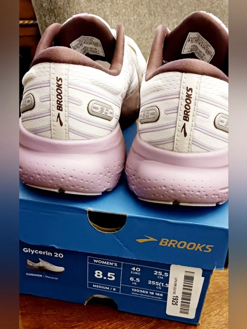 Brooks Glycerin 20 Running Shoes - White, Lilac & Burgandy, Size 8.5 - Picture 13 of 14